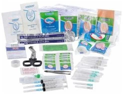 Care Plus First Aid Kit Adventurer -Cmping En Plein Air care plus first aid kit adventurer 1