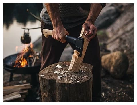 Fiskars Outdoorbijl Norden N10 6 Fiskars Outdoorbijl Norden N10 – Image 4