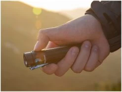 Olight Baton 3 Pro Blue -Cmping En Plein Air olight baton 3 pro blue 8