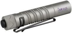 Olight I5R EOS Titanium -Cmping En Plein Air olight i5r eos titanium 1