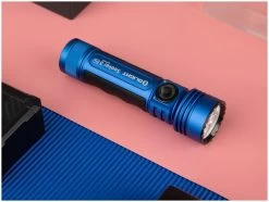 Olight Seeker 3 Pro Blue Limited Edition Blue -Cmping En Plein Air olight seeker 3 pro blue limited edition blue 6