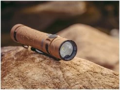Olight Warrior Mini 2 Titanium Earth Limited Edition -Cmping En Plein Air olight warrior mini 2 titanium earth limited edition 8