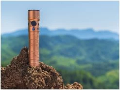 Olight Warrior Mini 2 Titanium Earth Limited Edition -Cmping En Plein Air olight warrior mini 2 titanium earth limited edition 9